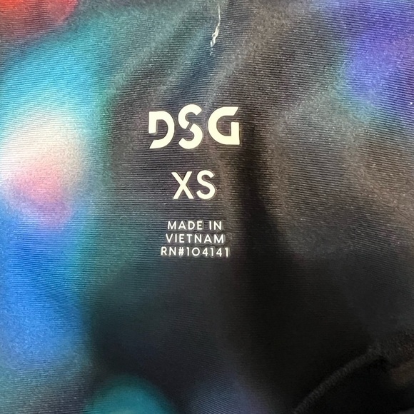 DSG Blue and Pink Leggings with Vibrant Pattern - Picture 5 of 7